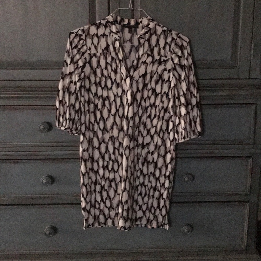 BR V neck shirt dress
